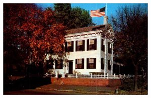 Postcard HOUSE SCENE Springfield Illinois IL AQ5119