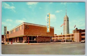 The Guest House Motel, Minneapolis, Minnesota, Vintage Chrome Postcard