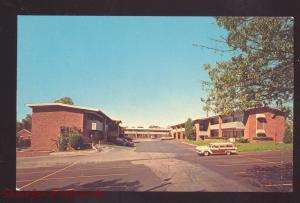 ST. LOUIS MISSOURI ROUTE 66 OLD CARS WOODY WAGON OLD ADVERTISING POSTCARD