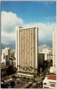 Outrigger Prince Kuhlo Hotel Honolulu Hawaii HI Postcard H70