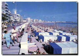 Modern Postcard Les Sables d'Olonne Vendee embankment on the Beach