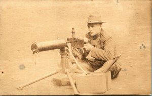 RPPC WWI Soldier at Browning M1917 Water Cooled Machine Gun UNP Postcard D11