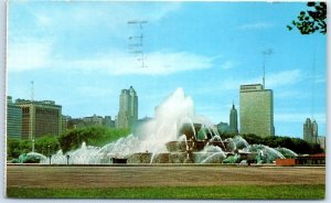 M-79051 Buckingham Memorial Fountain Grant Park Chicago Illinois