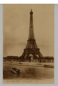 France - Paris. The Eiffel Tower