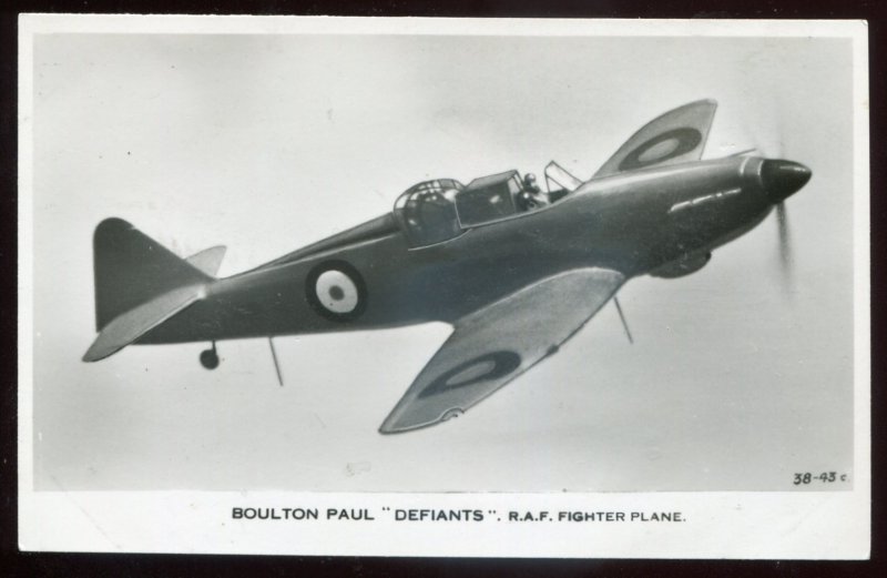 h2472 - AIR FORCE 1940s Boulton Paul DEFIANTS Fighter. Real Photo Postcard