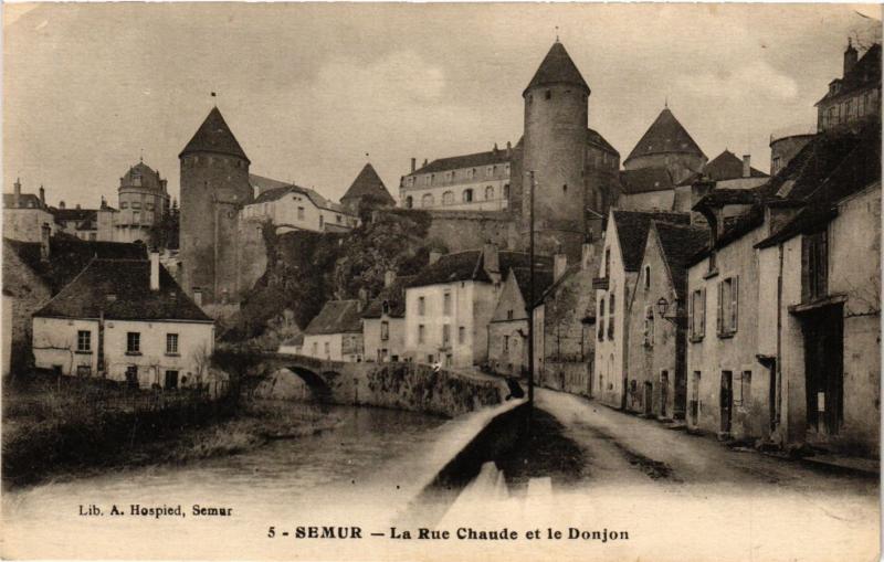 CPA SEMUR - La Rue Chaude et le Donjon (354208)