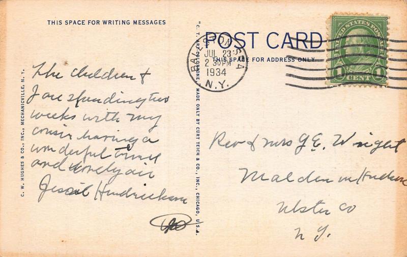 A Close Finish at Race Track, Saratoga Springs, N.Y., Early Linen Postcard, Used