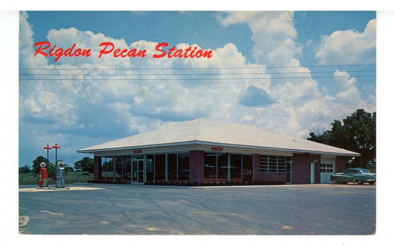 CA Fort Valley. Rigdon Farms Pecan Station & Texaco Gas Station
