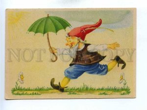 195804 GERMAN camomile running Gnome umbrella Vintage postcard