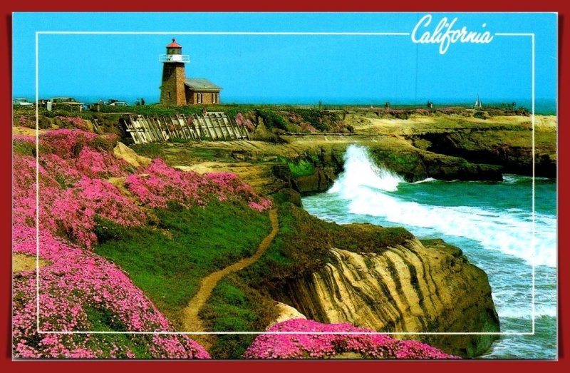 California, Santa Cruz - Lighthouse - [CA-852]