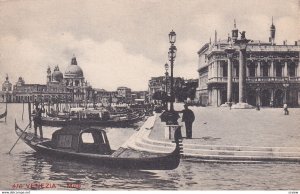 VENEZIA, Veneto, Italy, 1900-1910s; Molo, Gondolas