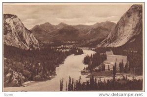 Aerial View of Bow Valley, Banff, Alberta, Canada, 10-20s