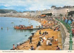 B100535 the promenade and beach  llandudno wales