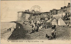 CPA MERS-les-BAINS La Plage vers la Falaise (18128)