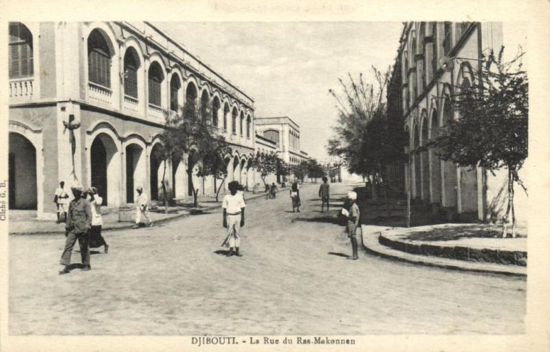 CPA Djibouti Afrique - La rue du Ras-Makonnen (86946)