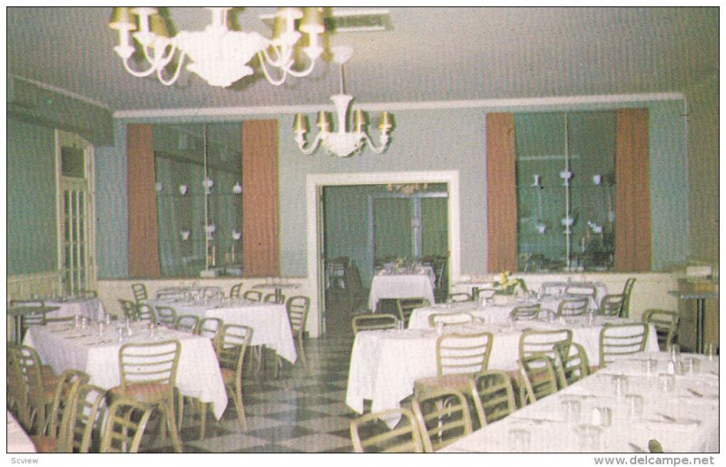 GALT , Ontario , Canada , 50-60s ; Interior ; Iroquois Hotel , Dining Room