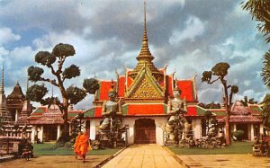 Giant at Wat Aroon the gardian of Tempe of Dawn Dhonburi Thailand Unused 