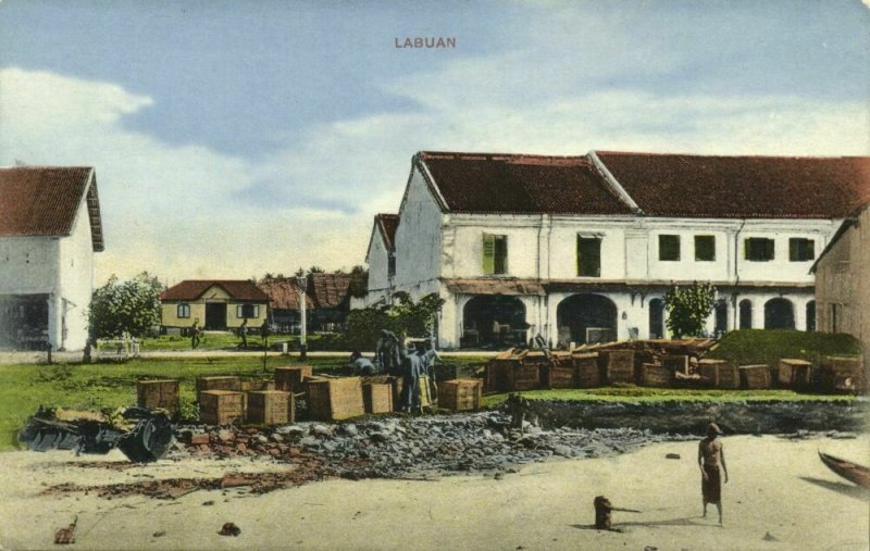 malay malaysia, LABUAN BORNEO, Cargo Workers, Houses (1910s) Postcard