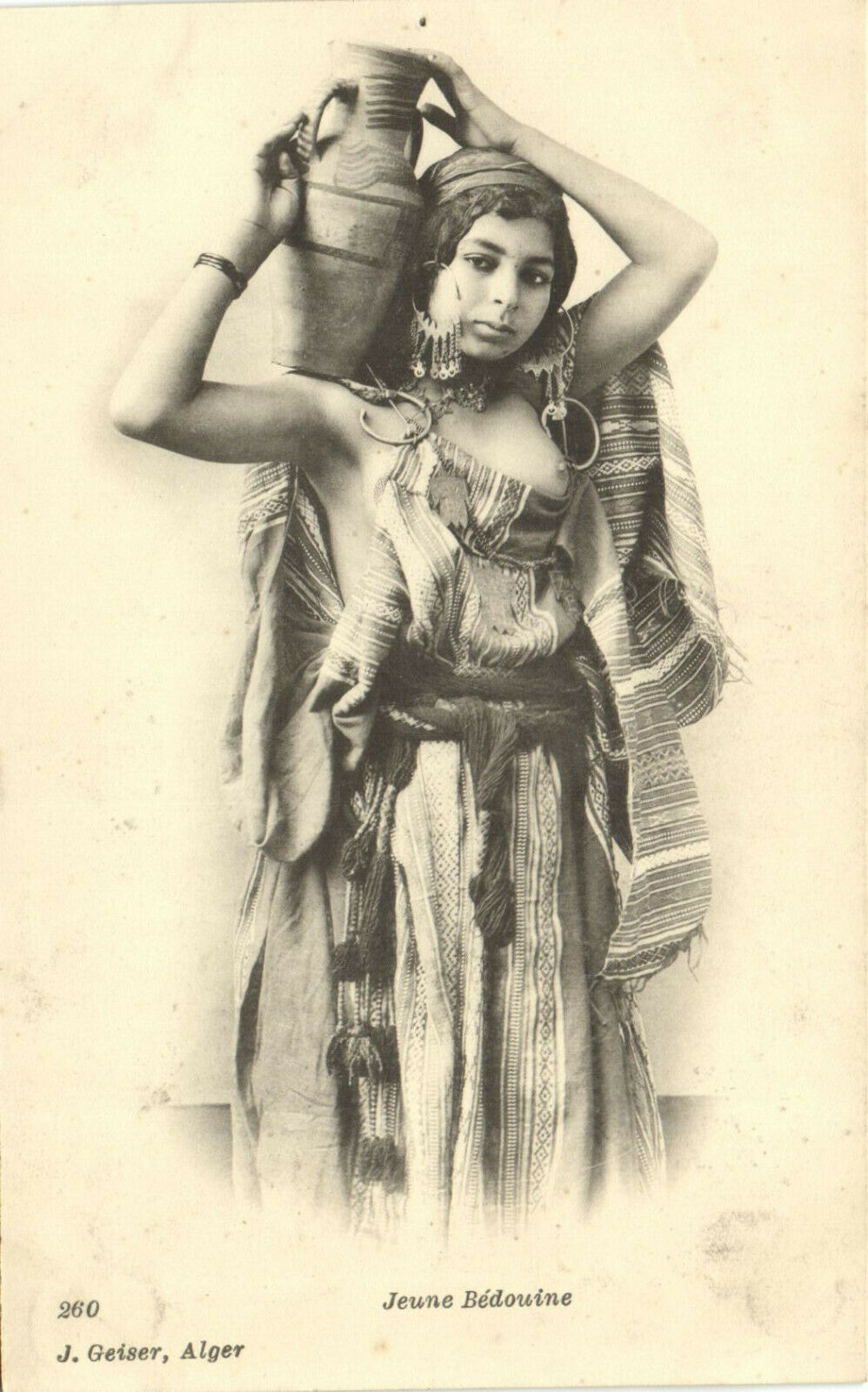 PC CPA Ethnic Nude Native Mandibu Type Young Females Vintage Postcard  (B634)  Europe - France - Provence-Alpes-Cote d'Azur - Alpes Maritimes  [06] - N / HipPostcard