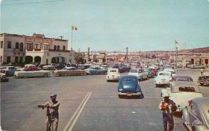 International Border TIJUANA MEXICO Postcard 889