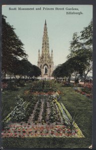 Scotland Postcard - Scott Monument and Princes Street Gardens, Edinburgh RS6238