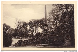 Sclosspark Schonbrunn, Obelisk, Vienna, Austria, 10-20s