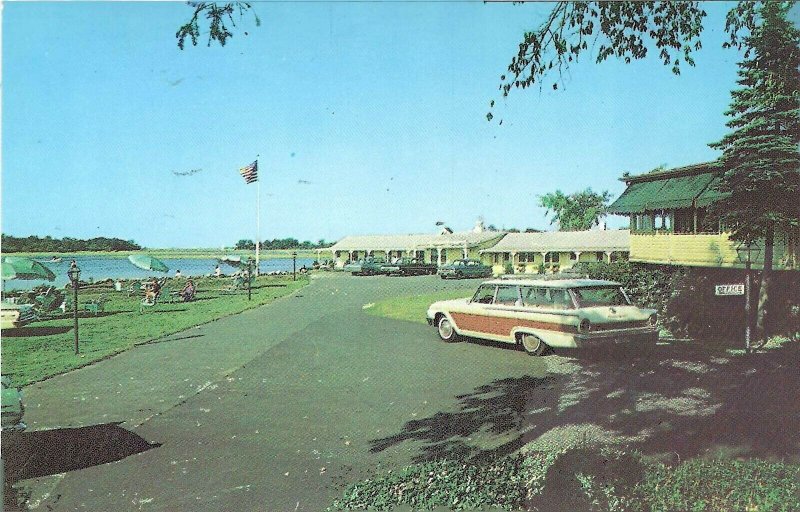 Essex River House Motel, Gloucester, Massachusetts, standard, chrome 