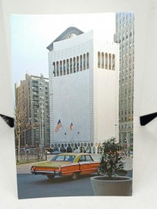 The Gallery of Modern Art  New York USA Vintage Postcard 1970s New Unused