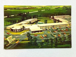 Vintage Postcard 1970's Fabulous New O'Hare Inn Route 72 Des Plaines IL Illinois