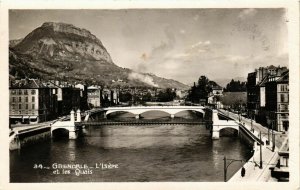 CPA Grenoble - L'Isere et les Quais FRANCE (961454)