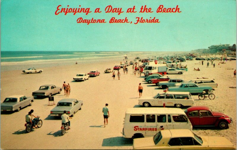 Vtg Postcard 1971 Daytona Beach Florida FL Cars on beach Looking South From Pier