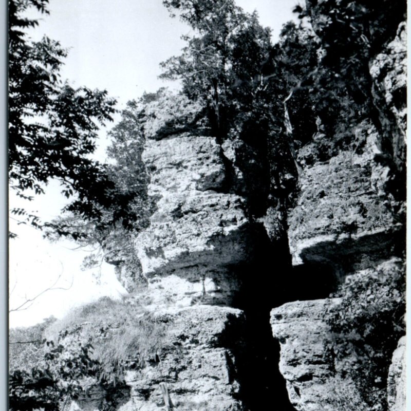 c1950s Backbone State Park, IA RPPC Devil's Stairway Real Photo Rock Climb A131