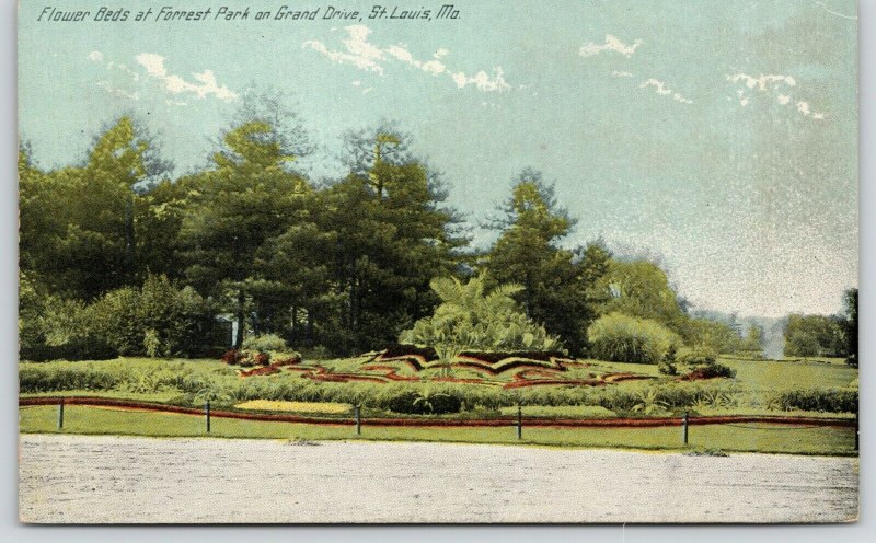 St Louis MO~Fountains~Forest Park on Grand Dr~Flower Beds Beyond Railing~c1910