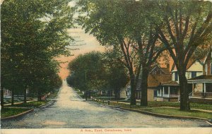 Vintage Postcard A. Avenue East Oskaloosa IA Iowa Street Scene Mahaska County