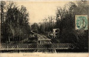 CPA LOUVECIENNES - La Passerelle (453075)