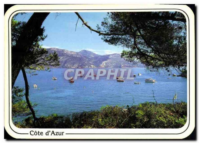 Carte Postale Modern Reflections of the French Riviera A bay