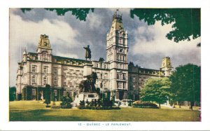 Canada Quebec Le Parlement Vintage Postcard 02.96