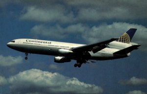 Airplanes Continental Airlines McDonnel Douglas DC-10-30 London Gatwick Airport