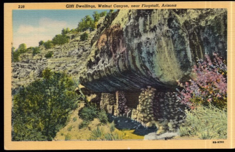 Arizona Cliff Dwellings, Walnut Canyon near FLAGSTAFF - LINEN