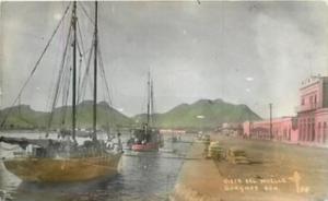 GUAYMAS MEXICO Hand Tinted Vista Del Muelle #25 postcard 1077 Postcard