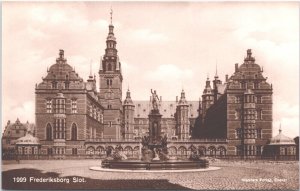 Denmark Hillerod Frederiksborg Slot Hillerød Vintage Postcard 09.11