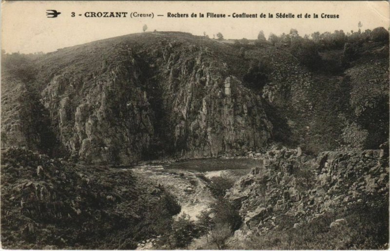 CPA CROZANT Rocher de la Fileuse - Confluent de Sedelle et de Creuse (1143576)