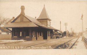 J48/ Shippensburg Pennsylvania RPPC Postcard c10 WM&P&R Railroad Depot 50