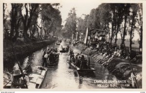 RP: XOCHIMILCO , Mexico , 1930-40s ; Canal of Santa Anita