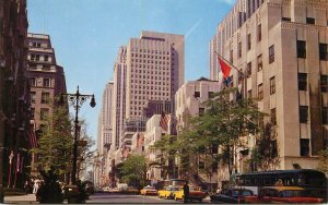 Postcard United States of America New York Rockefeller Center Fifth Avenue