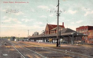 Marshalltown Iowa Union Depot, Color Lithograph Vintage Postcard U9902