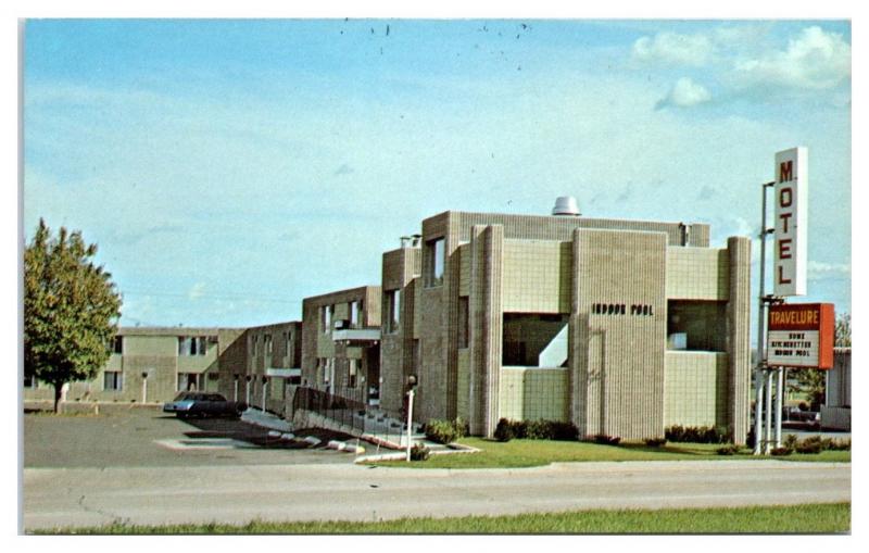 1960s Travelure Motel And Manor House Rochester Mn Postcard Hippostcard
