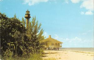 BR57551 Point on tropical sanibel island florida lighthouse phare