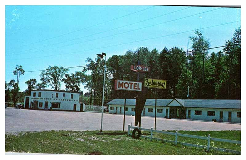 Postcard GAS STATION SCENE Barrie Ontario ON AU3543