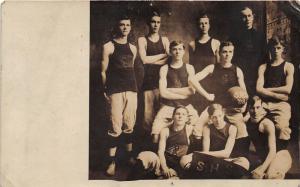 E83/ Steubenville Ohio RPPC Postcard c1910 Basketball Team High School 1